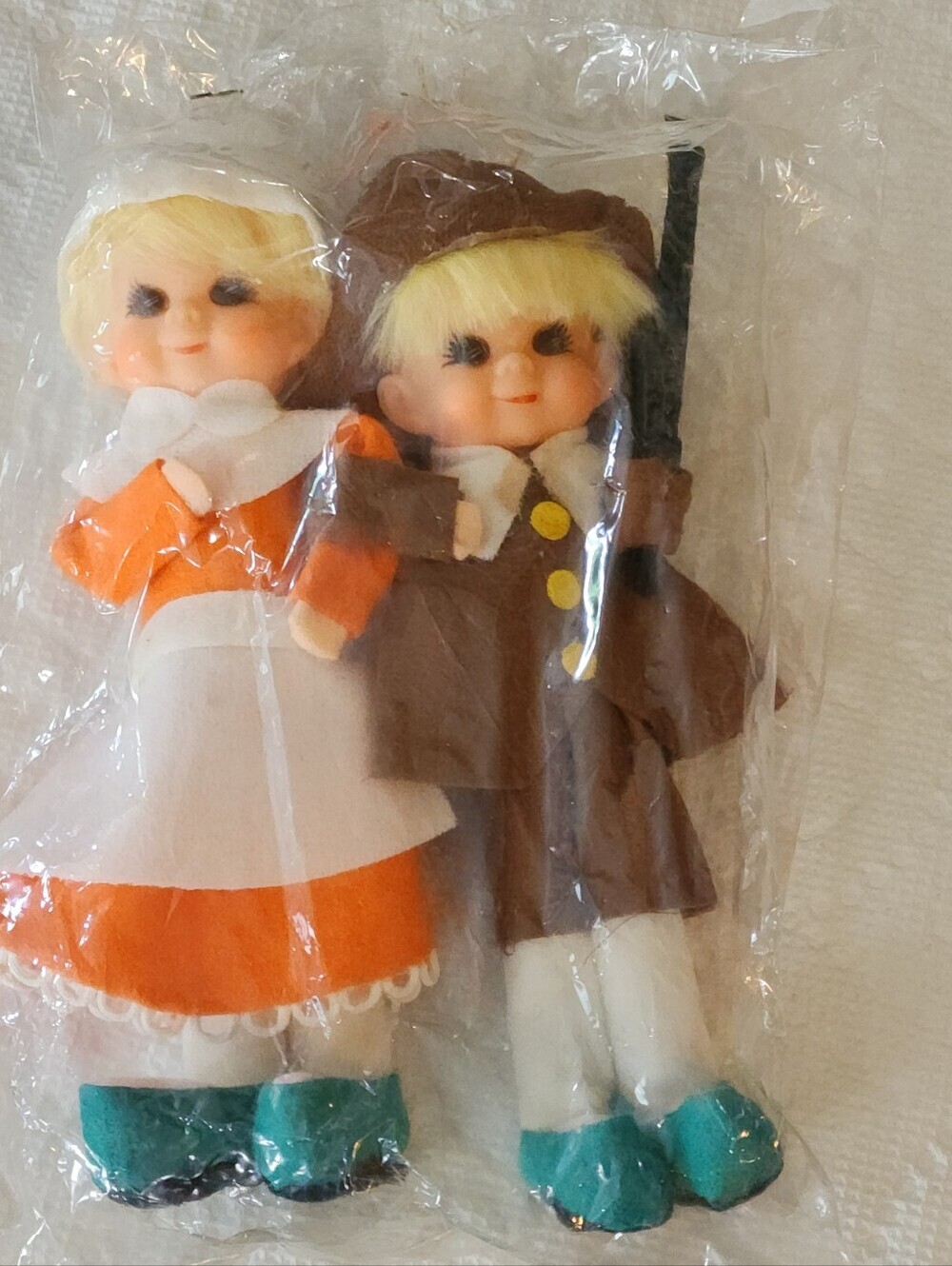 2 Vtg MCM Pixie Elf Plastic Face Felt NWOT Avlon Inc Made In Japan Pilgrims